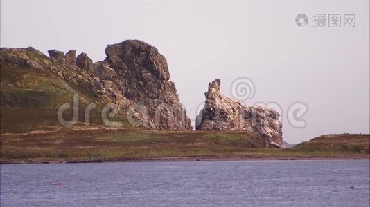 爱尔兰岩石海岸的近景视频