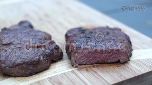 新鲜热肉（9个中的2个）视频