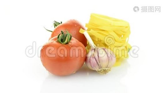 樱桃番茄，大蒜和意大利面视频