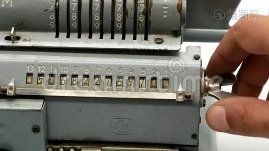 前苏联机械计算器加机器4k视频