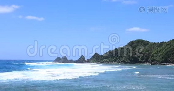 大岛大岛大岛蓝洋附近的托古山悬崖宽射视频
