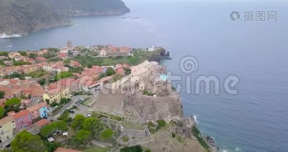 卡普里亚岛堡垒空中观景台视频