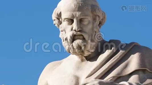 柏拉图的经典雕像视频