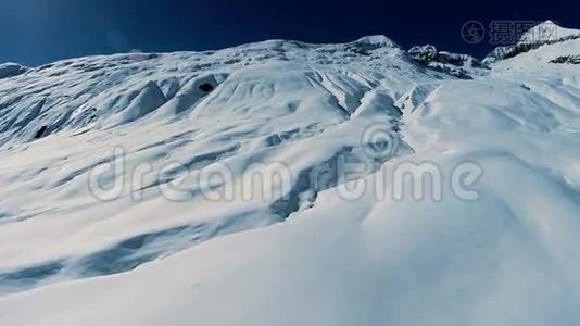 雪山冬季景观鸟瞰视频