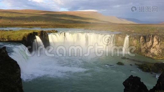 冰岛的哥达沃斯瀑布视频