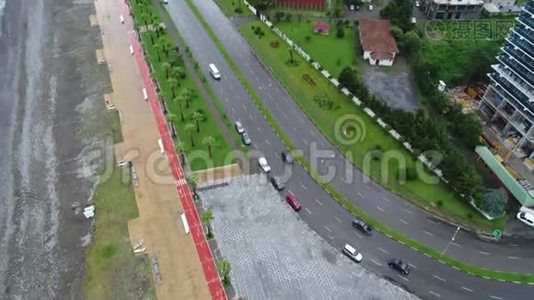 Batumi在雨天拍摄的空中景色视频