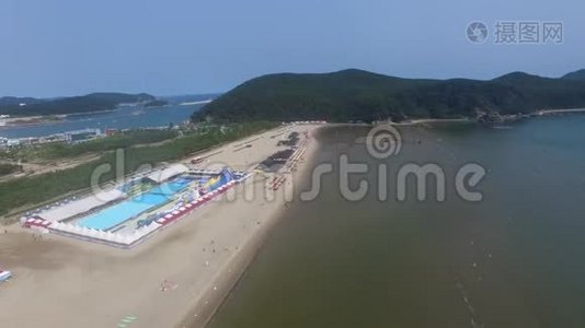 亚洲，韩国釜山，夏达第波海滩鸟瞰图视频