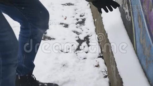 年轻人做雪球视频