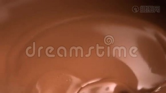 融化的巧克力混合视频