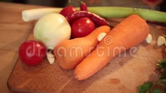 新鲜蔬菜和烹饪原料视频