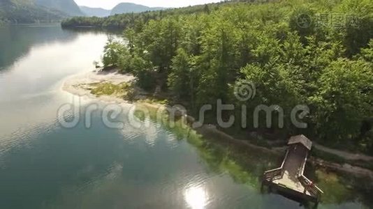 空中：斯洛文尼亚博欣吉美丽的山湖视频