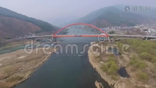 Namdodaegyo桥是一条连接韩国、亚洲哈东和古丽的公路视频