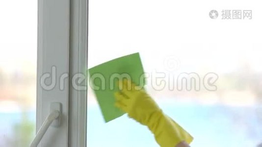 交手套清洗窗..视频