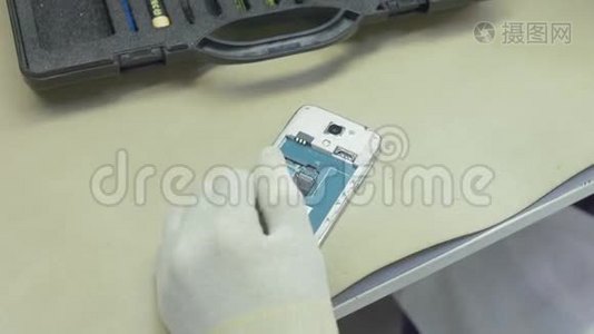 智能手机修理螺丝驱动视频