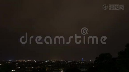 巴黎上空的闪电风暴视频