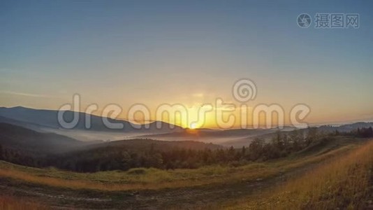 日出过夏山.. 时间流逝视频