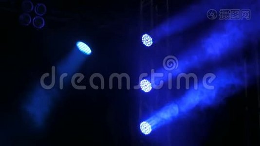 舞台蓝色灯光.视频