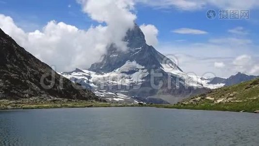 瑞士泽马特的马特霍恩峰和斯泰利塞湖的时间视图视频