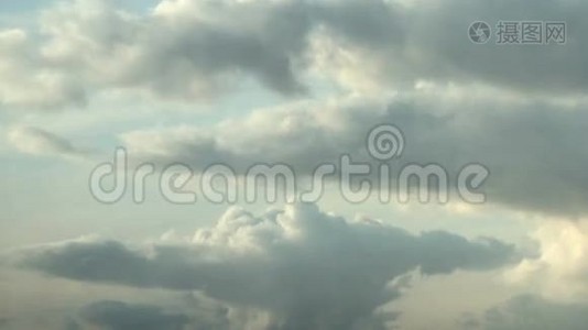 三层云景视频