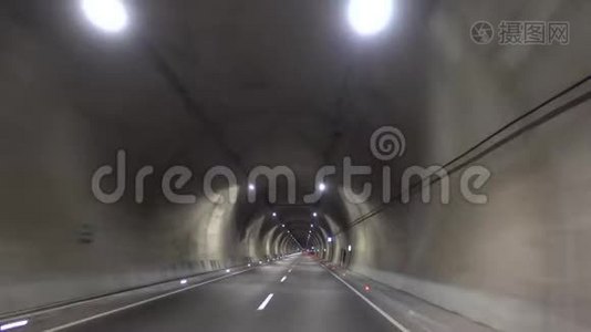在隧道里旅行，交通，旅行视频