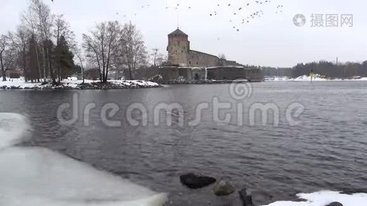 观旧要塞奥拉夫林纳，三月日.. 芬兰萨文林纳视频