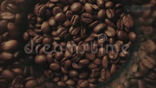香烤咖啡豆背景.视频