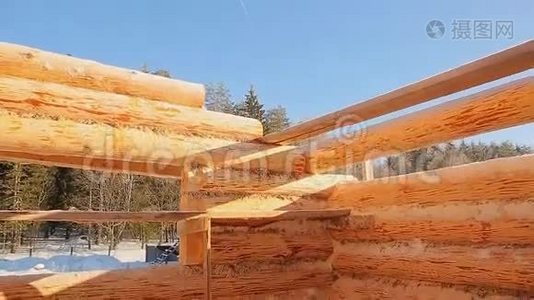 无端建筑墙体.. 加拿大角砌体。 加拿大风格。 木头做的木屋。视频