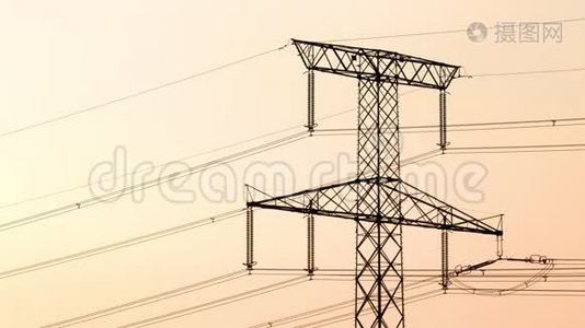 日落时分电塔的时间间隔视频