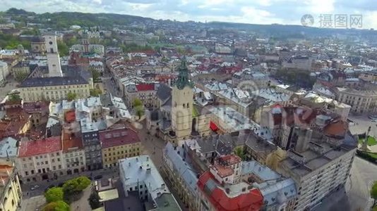 乌克兰利沃夫中央大厅和塔楼的鸟瞰图视频