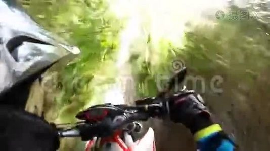恩杜罗自行车骑手POV视频