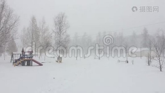 天气异常€“秋季暴风雪”视频