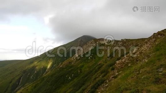 春天在山里流逝.视频