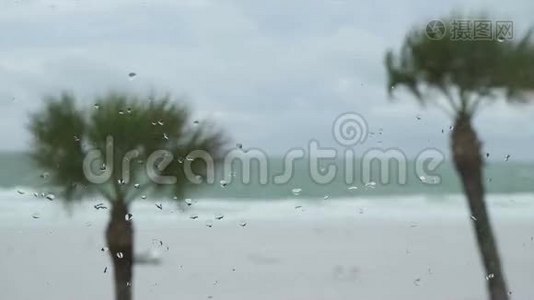 暴风雨来临时海滩上的场景（6分之4）视频