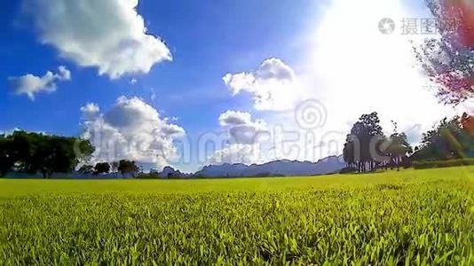 山水林田和天空.视频