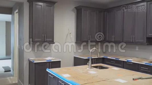 厨房橱柜安装基础各阶段定制厨房橱柜视频
