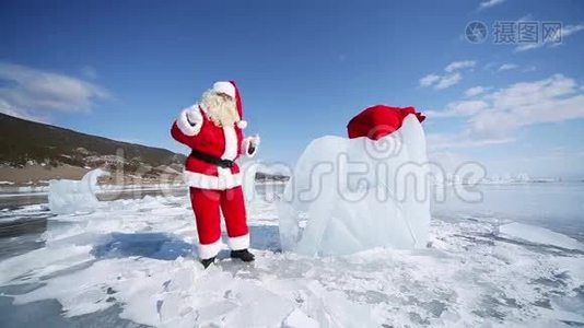跳舞的圣诞老人视频