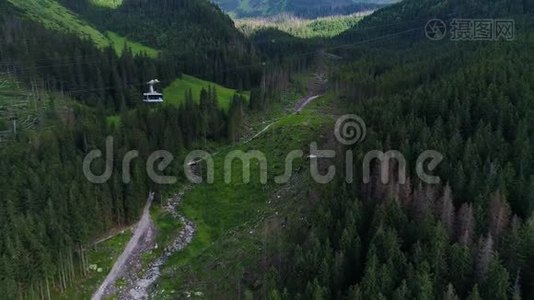 飞越高山索道.视频