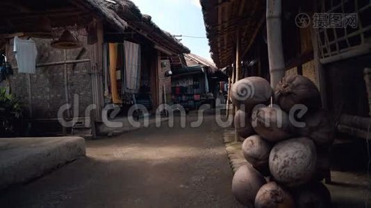 Lombok Sasak Sade传统编织村视频