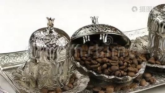 烤咖啡和古董安纳托利亚壶视频