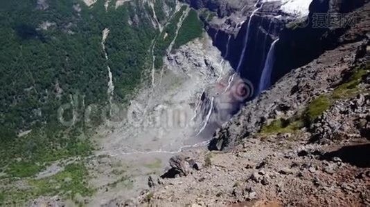 特隆纳多火山和埃尔塞和卡斯塔诺奥瓦冰川视频