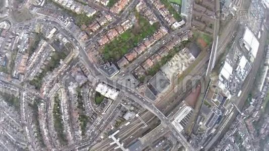 伦敦建筑无人机在上面飞行视频