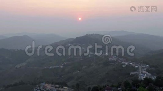 日出山村.视频