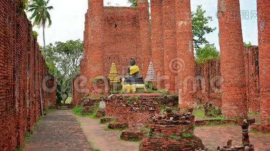 一座大型佛教寺庙的废墟。 泰国Ayuthaya视频