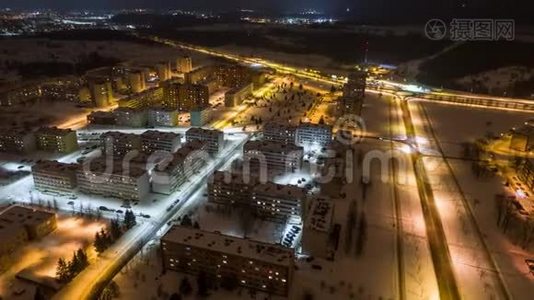 夜晚的城市鸟瞰图..视频