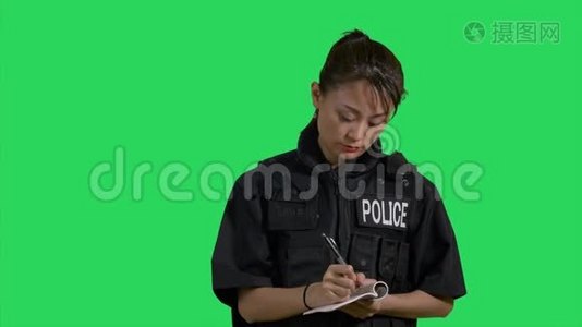 中国女警官视频