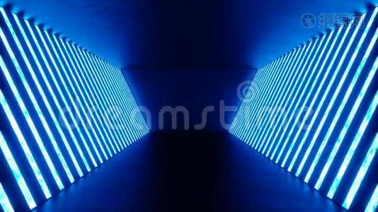 抽象蓝色房间内部有蓝色霓虹灯。 未来主义建筑背景。 为你的设计项目做准备视频