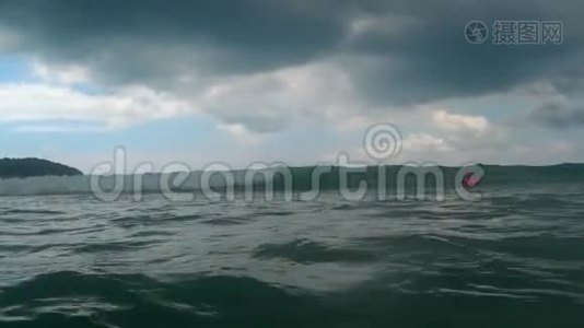 泰国奈哈恩海滩海浪视频