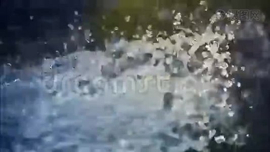 喷泉水的背景视频