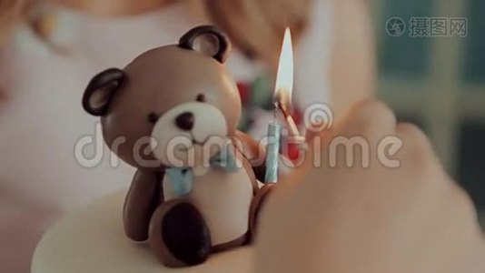 一岁生日的甜桌视频