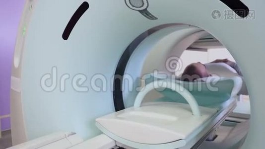 成人住院MRI诊断视频